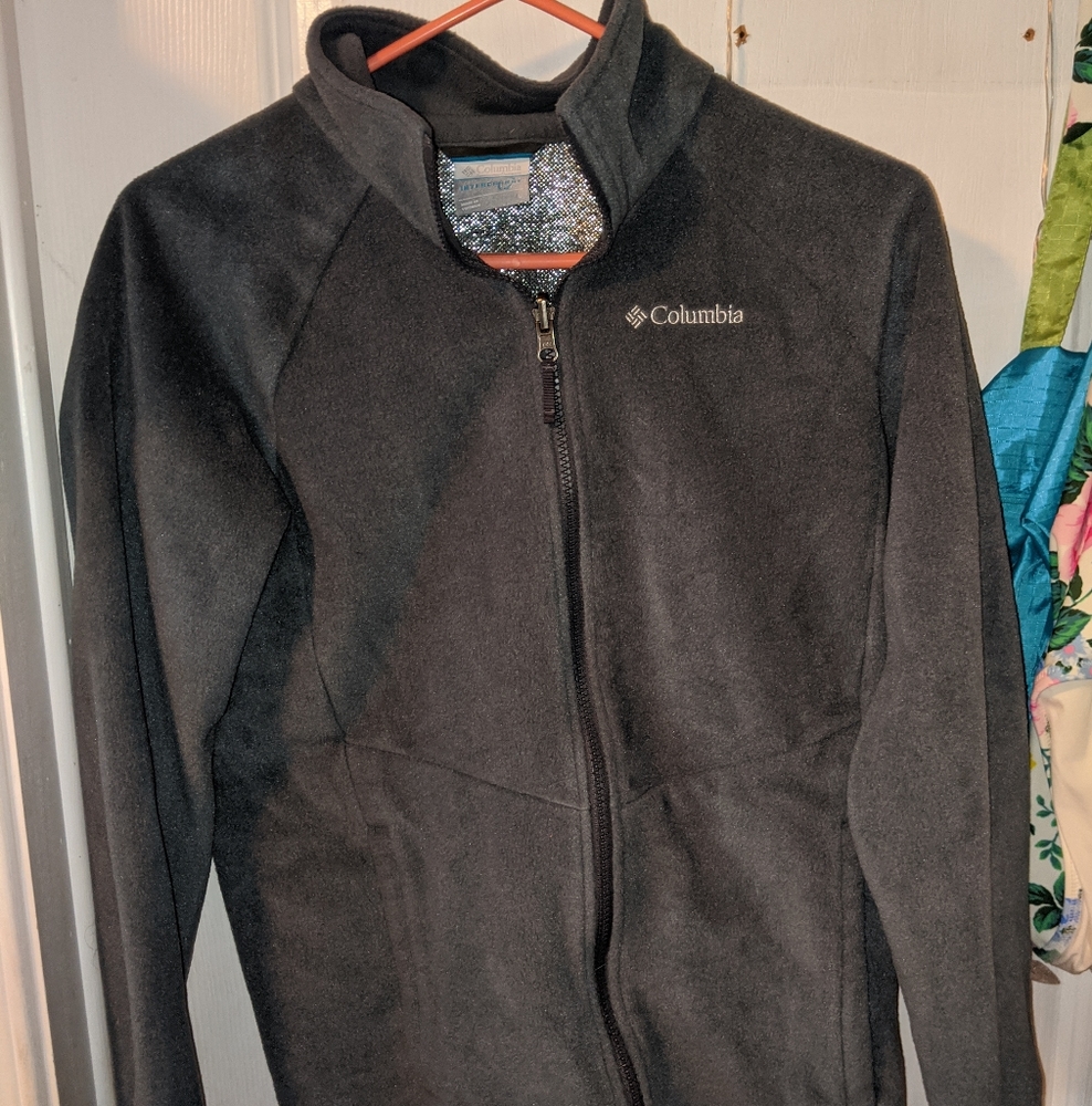 Columbia zip up sweater